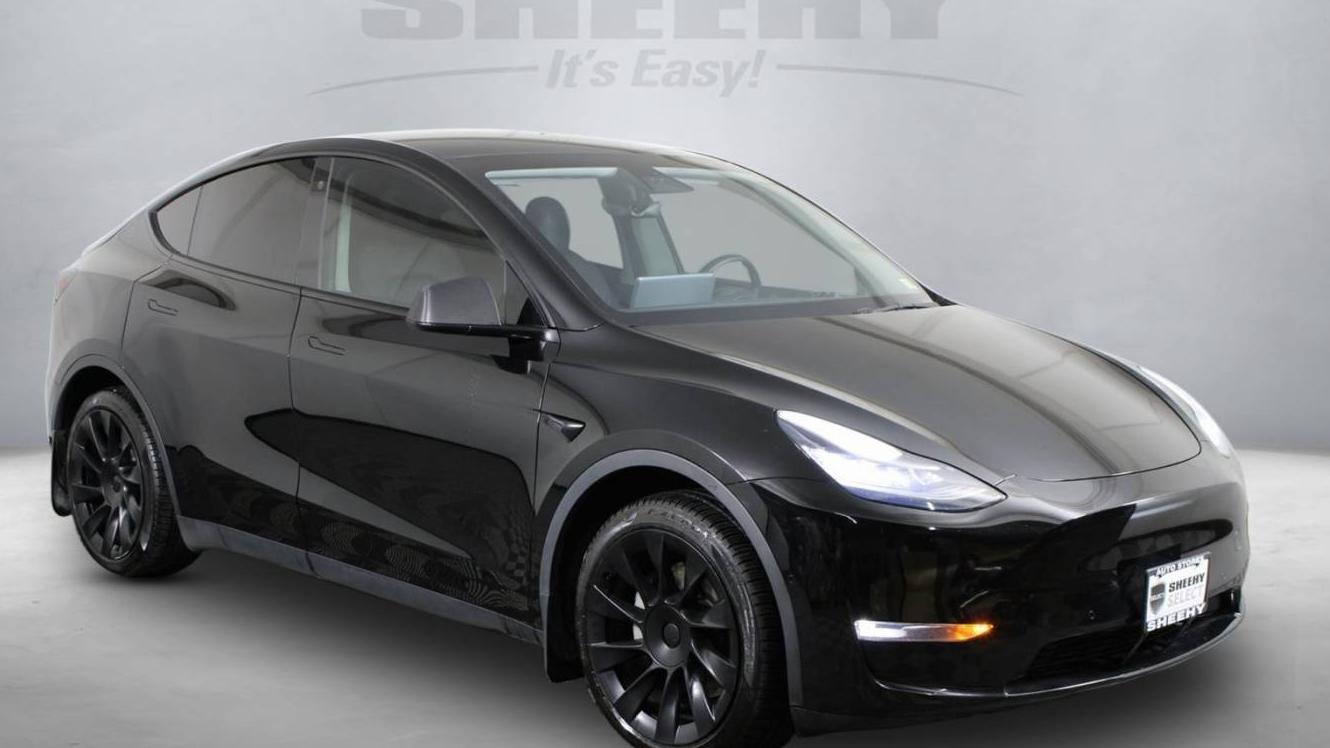 TESLA MODEL Y 2021 5YJYGDEE2MF108363 image